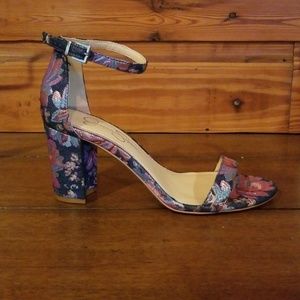 NIB Jessica Simpson Monrae Block Heels